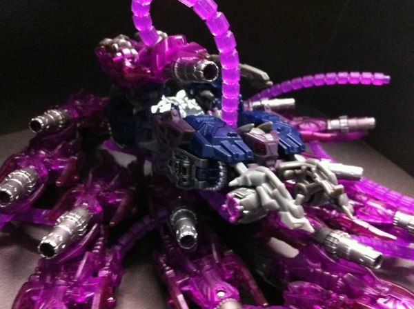 Transformers 3 Dark Of The Moon Crystal Shockwave Translucent Japan  (9 of 20)